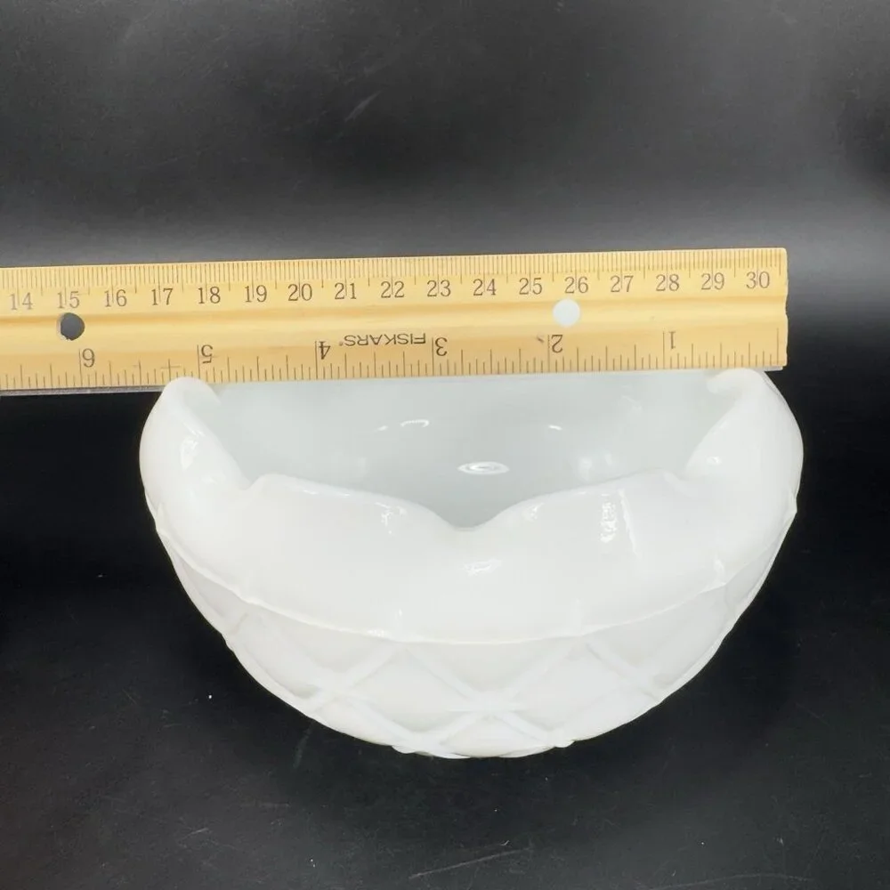 1970S Indiana Glass Milk Glass‎ Quilted Duette Crimped Edges White Dish Bowl VTG